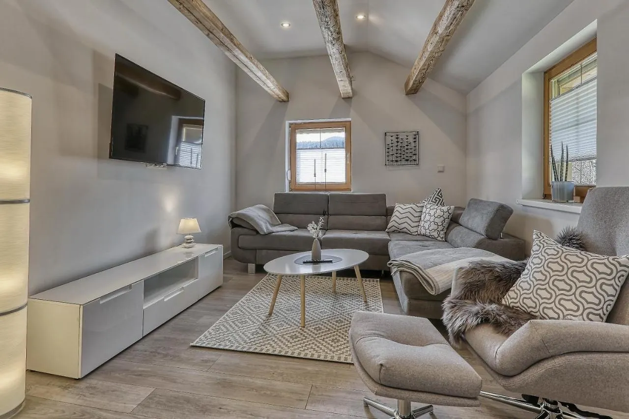Ferienhaus Leutner 博登迈斯 公寓