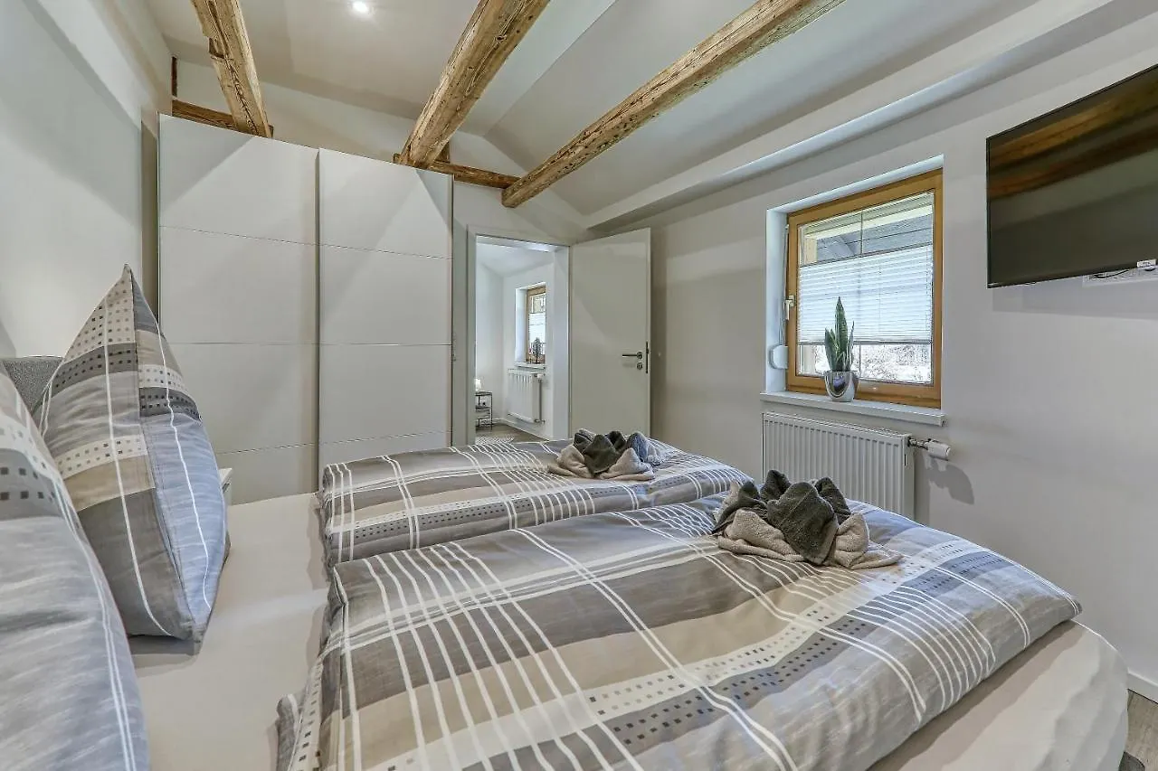Ferienhaus Leutner 博登迈斯