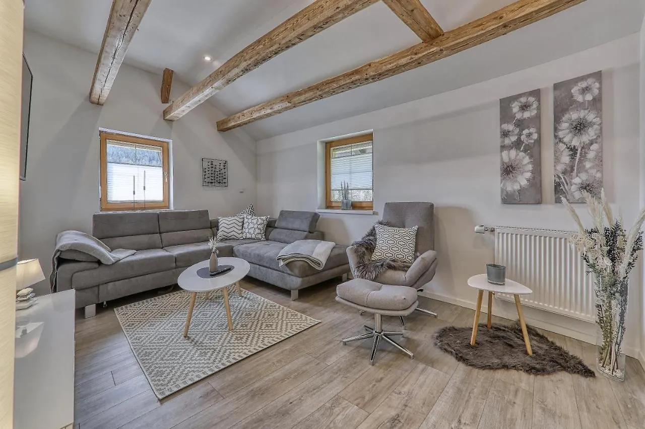 Ferienhaus Leutner 博登迈斯 公寓